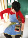 carding - spinning yarn workshop in Vercors, Grenoble, France