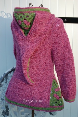 Ermeline hooded cardigan, crochet pattern by Sylvie Damey chezPlum.com, made by Barjolaine