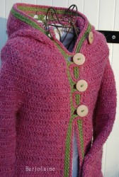 Ermeline hooded cardigan, crochet pattern by Sylvie Damey ChezPlum.com, made by Barjolaine
